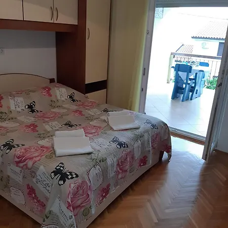 Europa Bed & Breakfast 3*