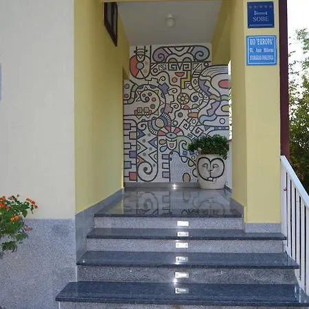 Europa Bed & Breakfast 3*