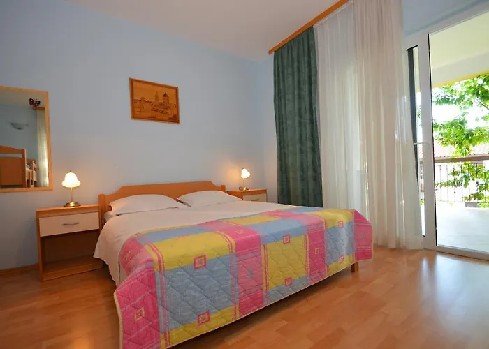 Europa Bed & Breakfast 3*